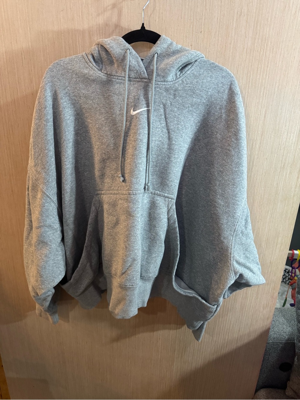 Women’s Nike Gray Oversized Pullover Hoodie with Small Swoosh Size XL